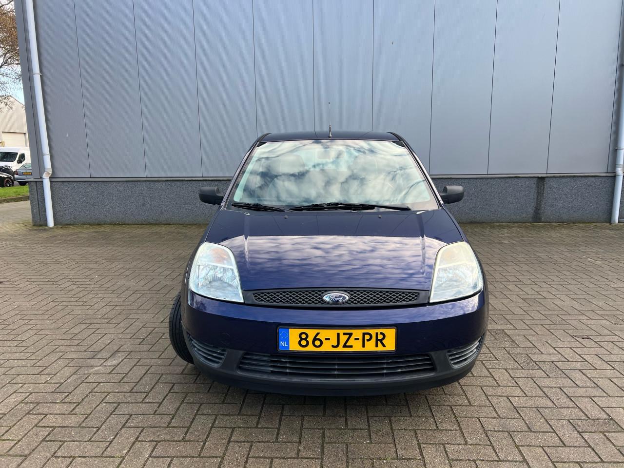 Ford Fiesta 1.3 Core 143.186KM Jaar Apk