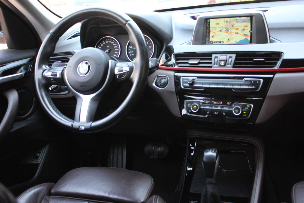 BMW X1 xdrive25i centennial high executive | leder | navi | cruise