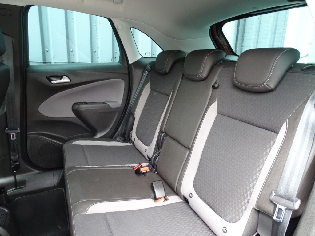 Opel Crossland X 1.2 turbo innovation hud | stuur-&stoelverwarming | apple 