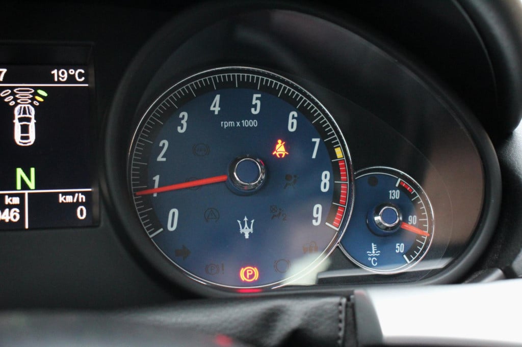 Maserati Granturismo 4.7 s mc - youngtimer - alcantara pack - xenon - nero 