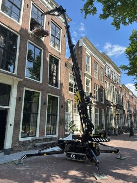 Verhuur Hoeflon C6,   minihijskraan, compactkraan,  incl machinist
