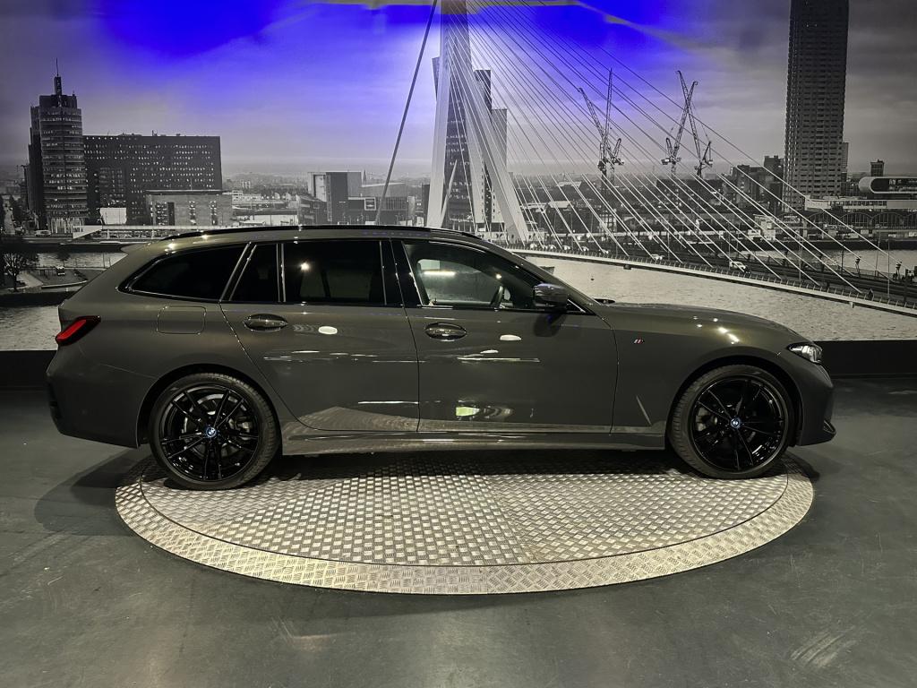 BMW 3-serie touring 330e *dravitgrau*pano*hud*trekhaak*