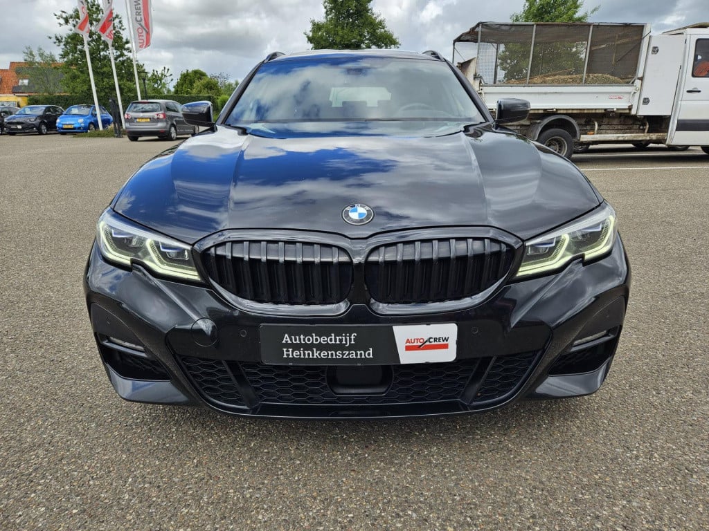 BMW 3-serie touring 330i m-performance high executive