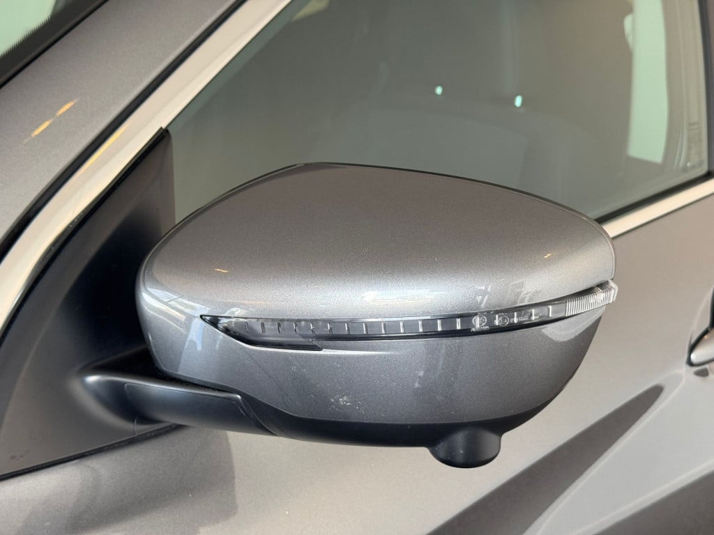 Nissan Qashqai 1.6 connect edition