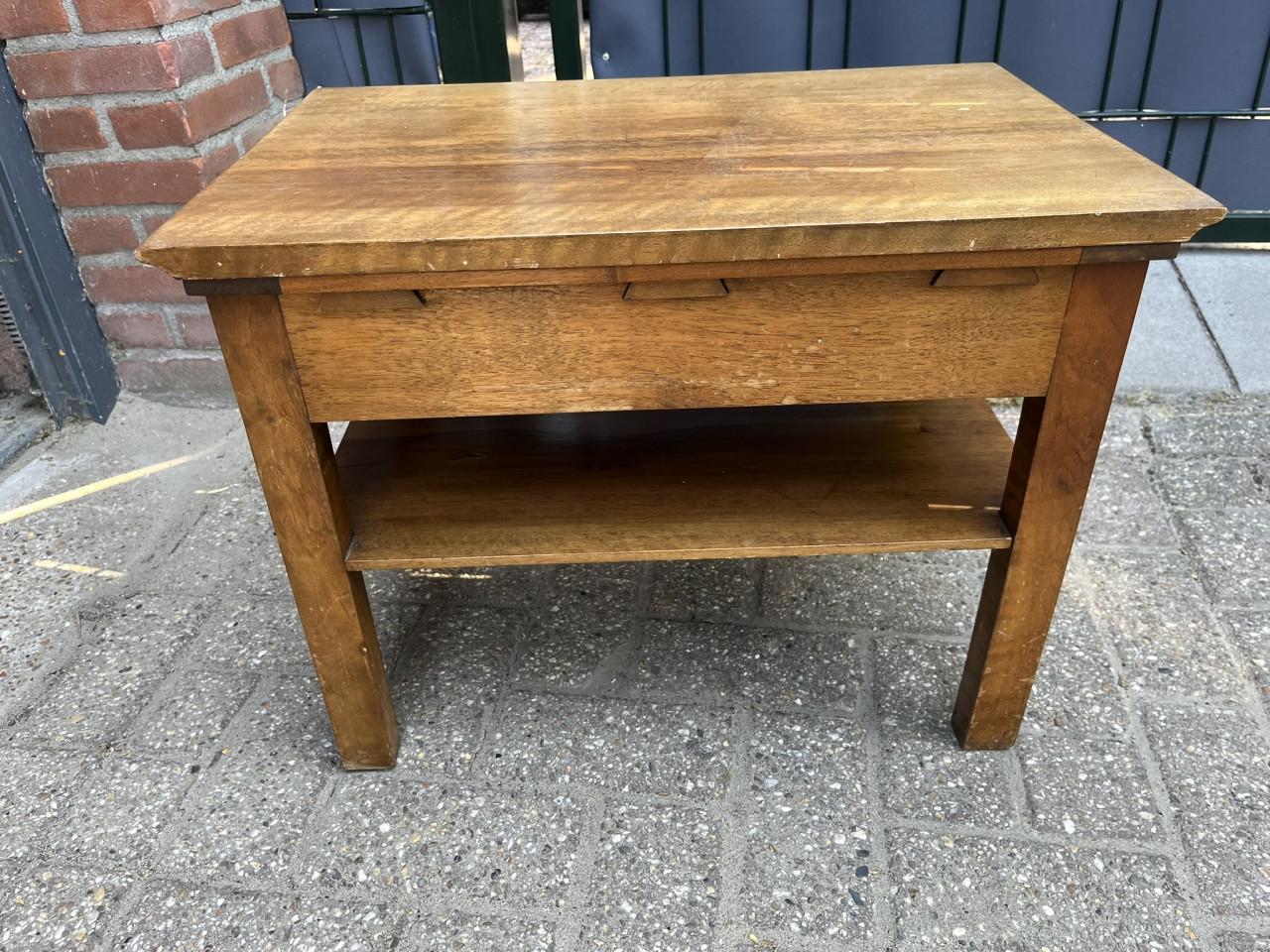 Deens teakhouten bijzettafeltje Vintage