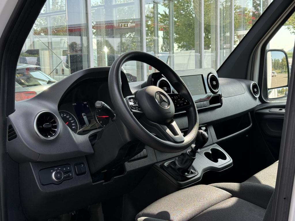 Mercedes-Benz Sprinter 317 1.9 cdi rwd bakwagen met laadklep | mbux 10 | na