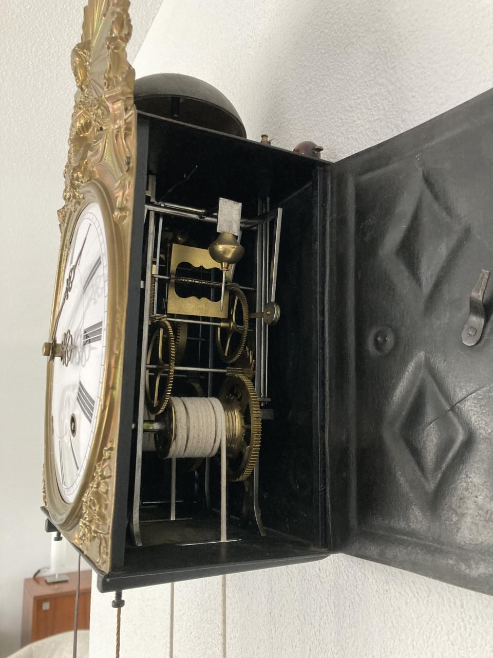 Antieke Franse comtoiseklok