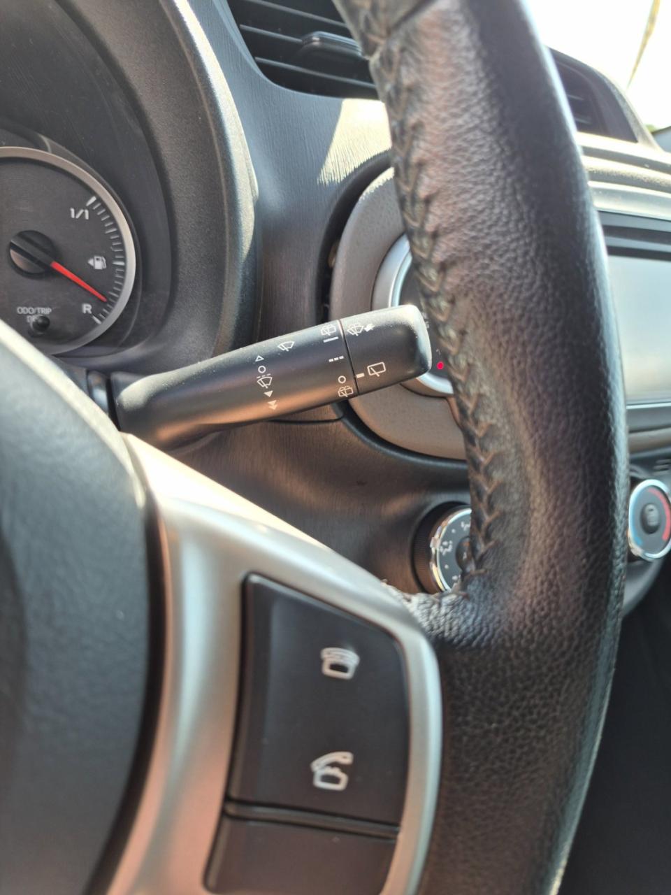 Toyota Yaris 1.0 vvt-i aspiration