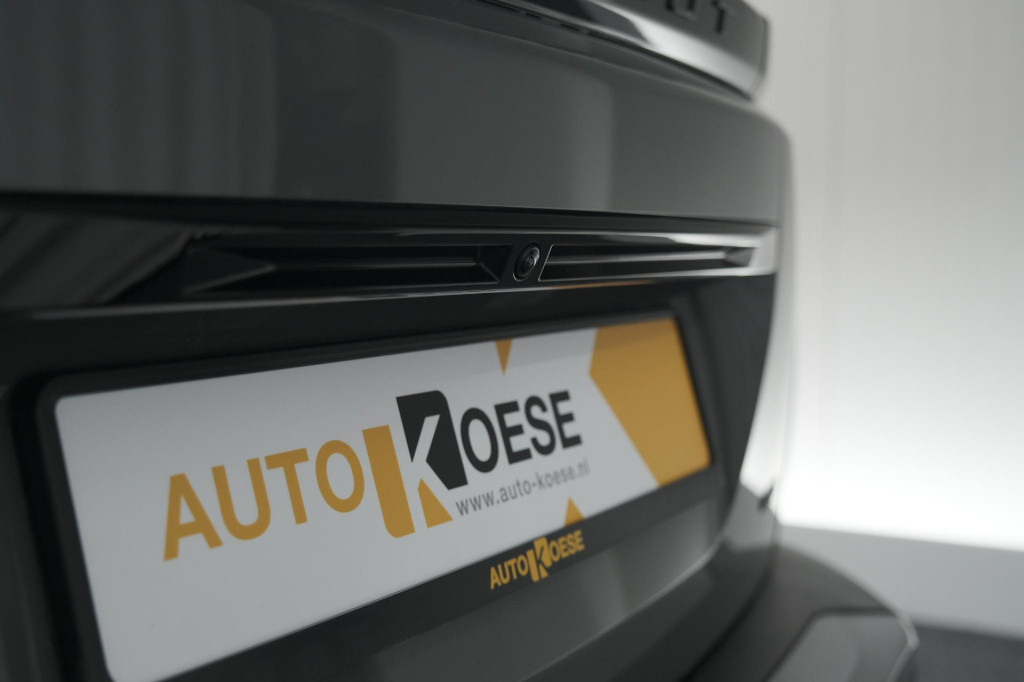 Peugeot 2008 puretech 130 eat8 gt | 360 camera | stoelmassage | adaptieve c