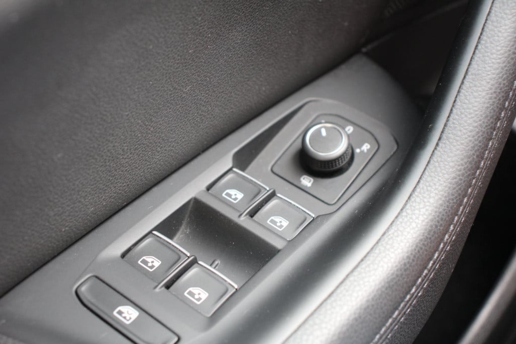 Volkswagen Passat variant 1.4 tsi act highline - dsg - leder - stoel verw -
