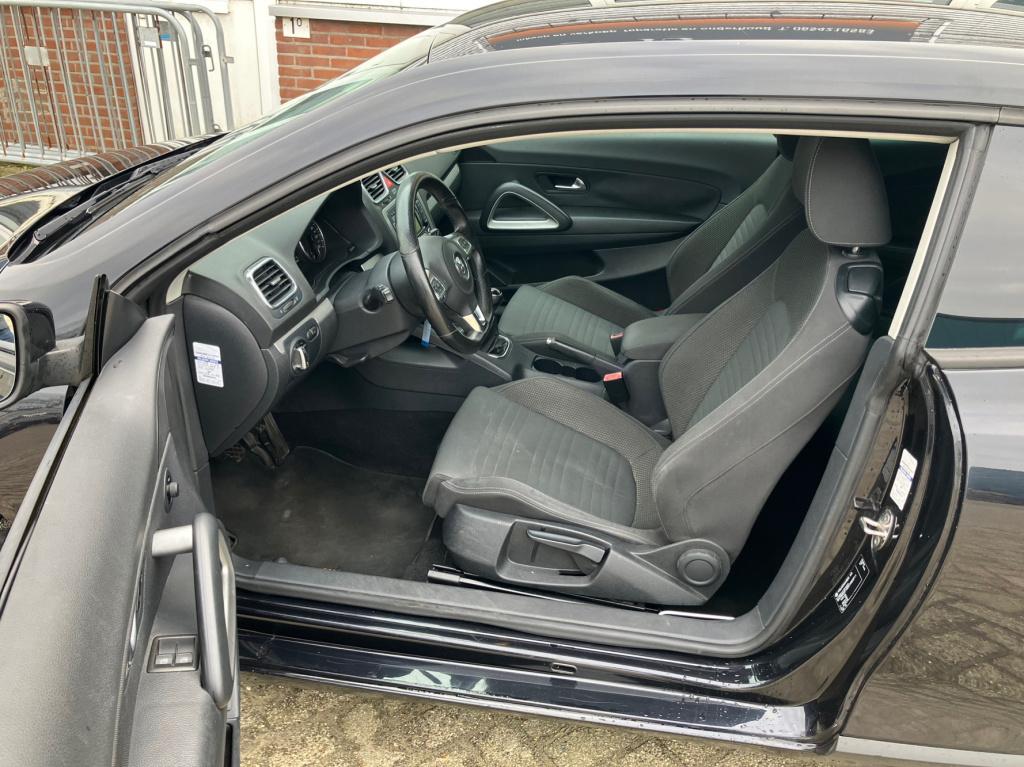 Volkswagen Scirocco 1.4 tsi highline navi