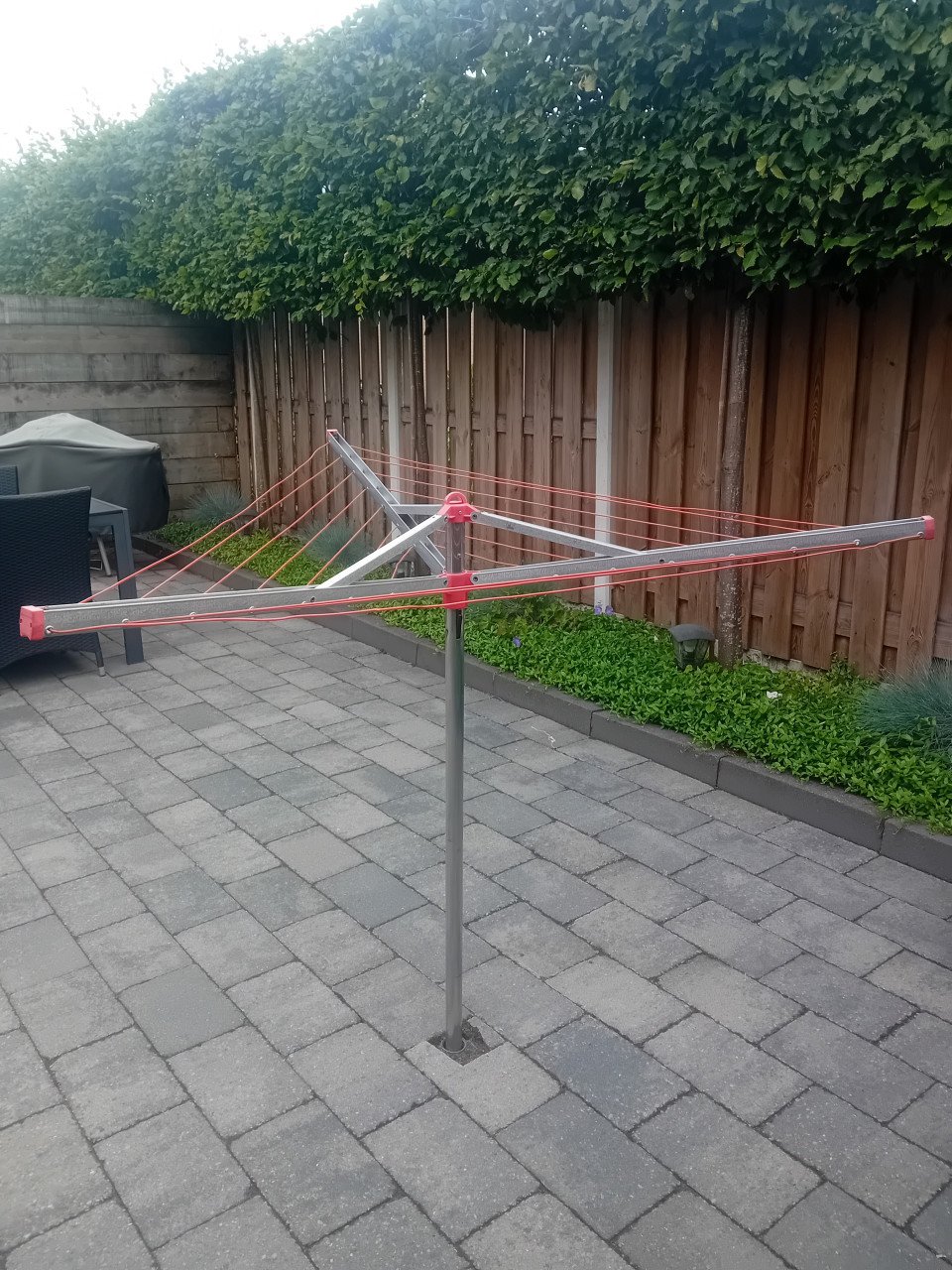 Droogmolen, opstapje,bestekbak, stroomunit, koelbox standaard,