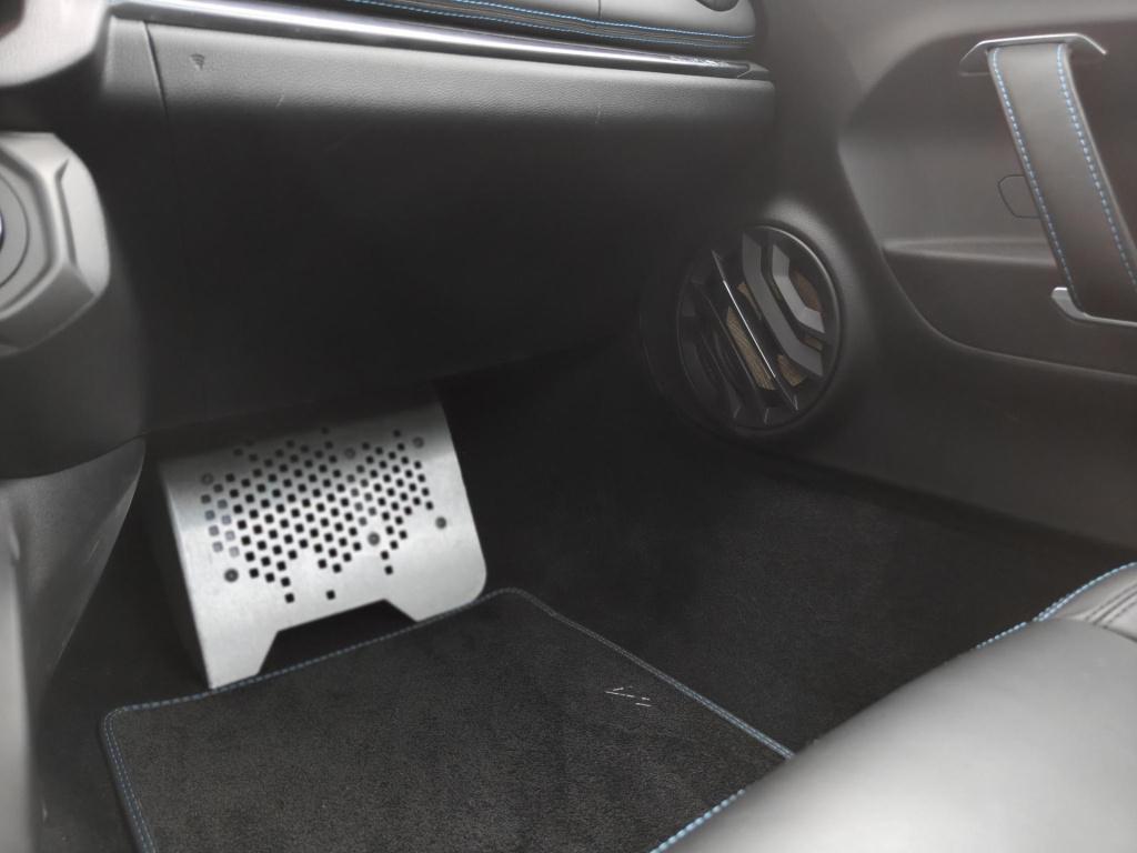 Alpine A110 1.8 turbo légende vol!/focal audiosystem/verwarmde stoelen/came