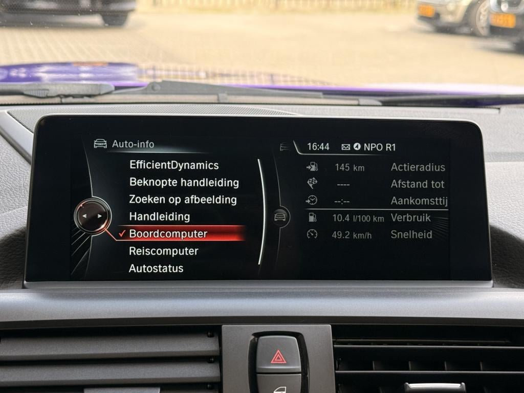 BMW 1 Serie m135i m-performance | schuifdak| navi | cruise | performance ui