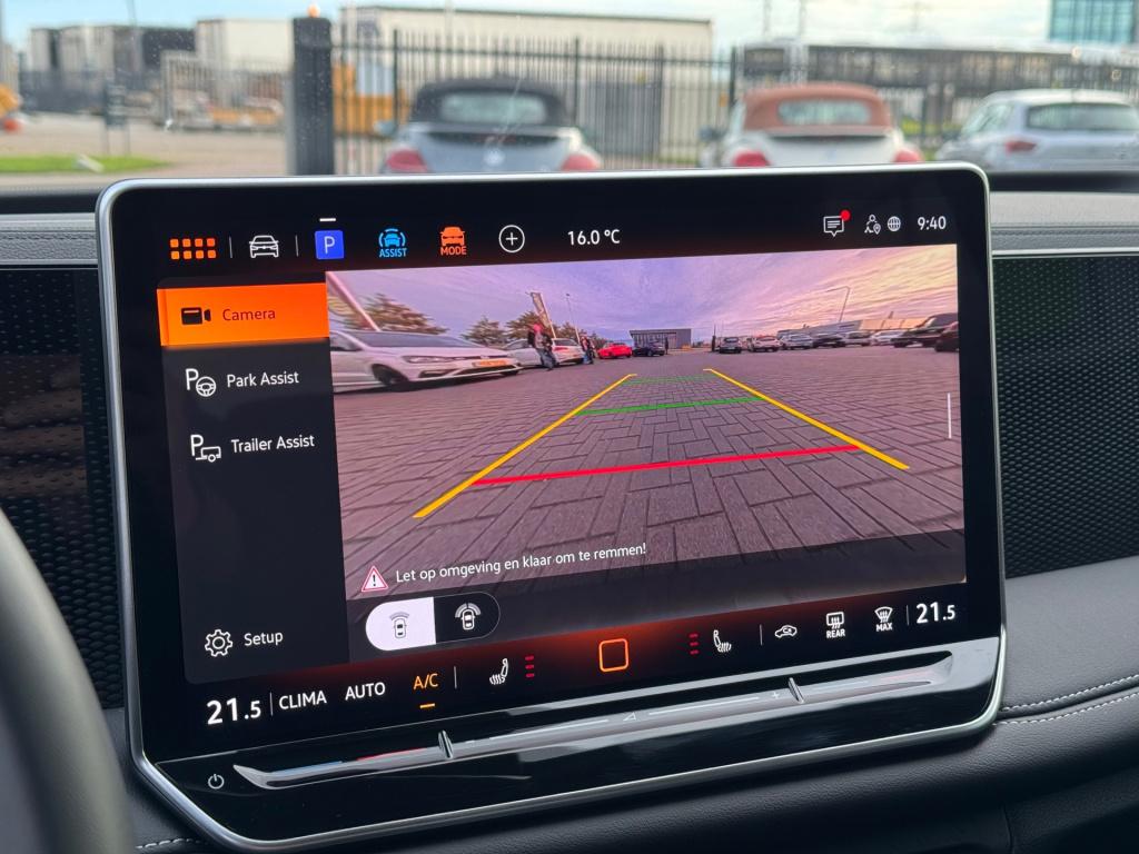 Volkswagen Tiguan 1.5 tsi goal * acc * 360 camera * trekhaak * lane + side 