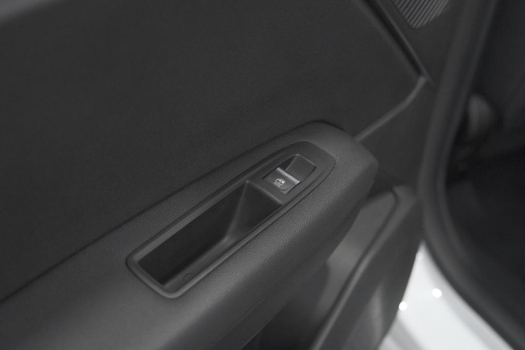Renault Captur mild hybrid 160 edc techno | nieuw model | camera | navigati