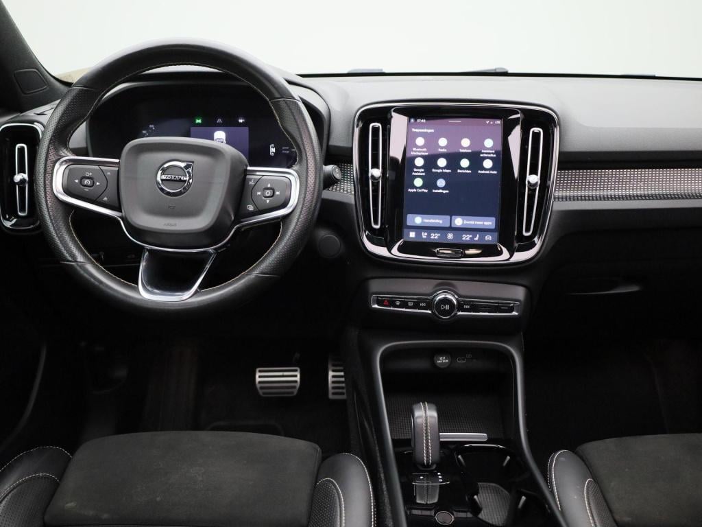Volvo XC40 recharge p8 awd | automaat | panoramadak | apple carplay / andro
