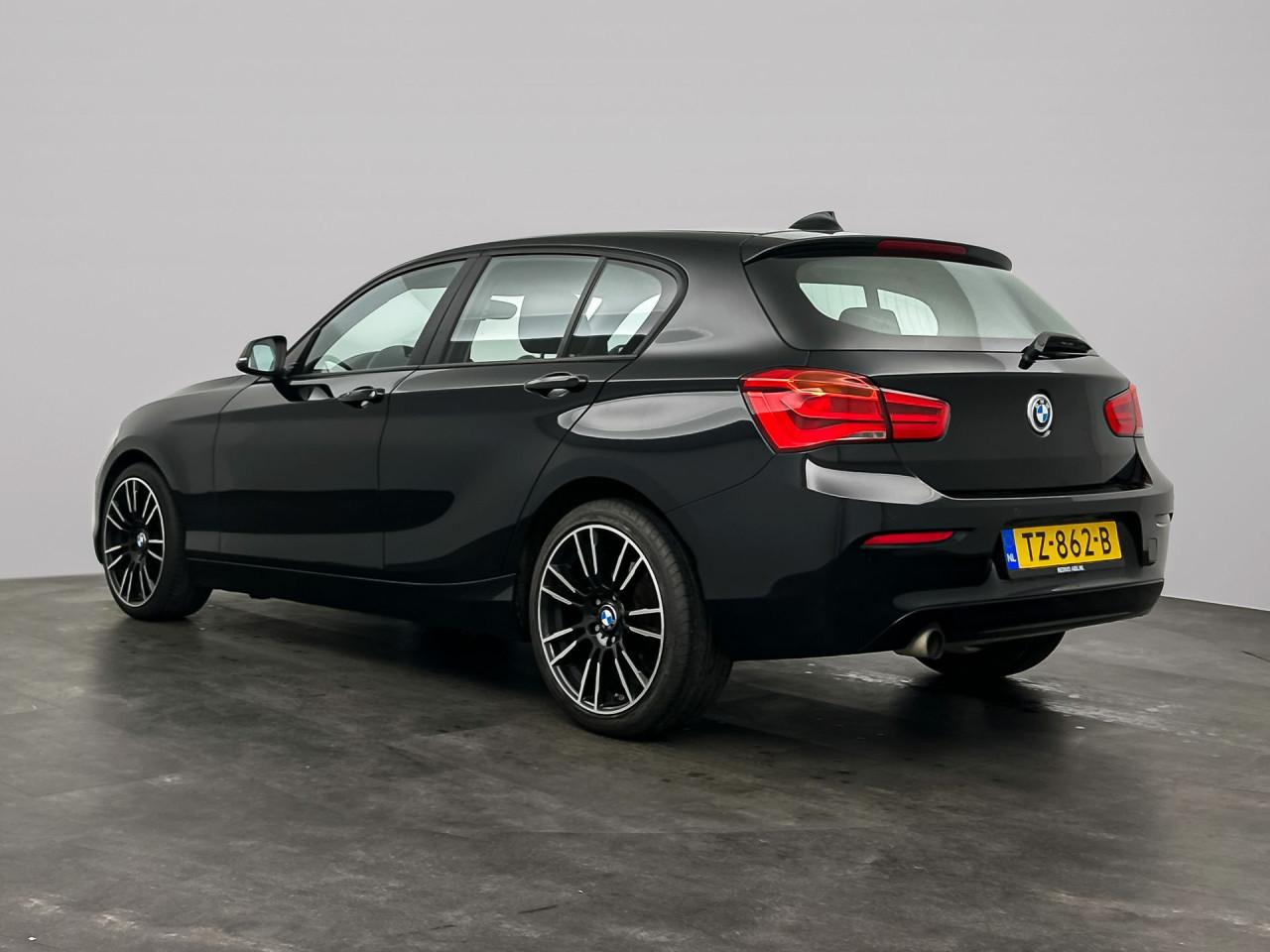 BMW 118i Essential | Cruise Control | PDC | Stoelverwarming