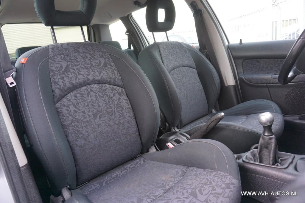 Peugeot 206 sw 1.6-16v quiksilver