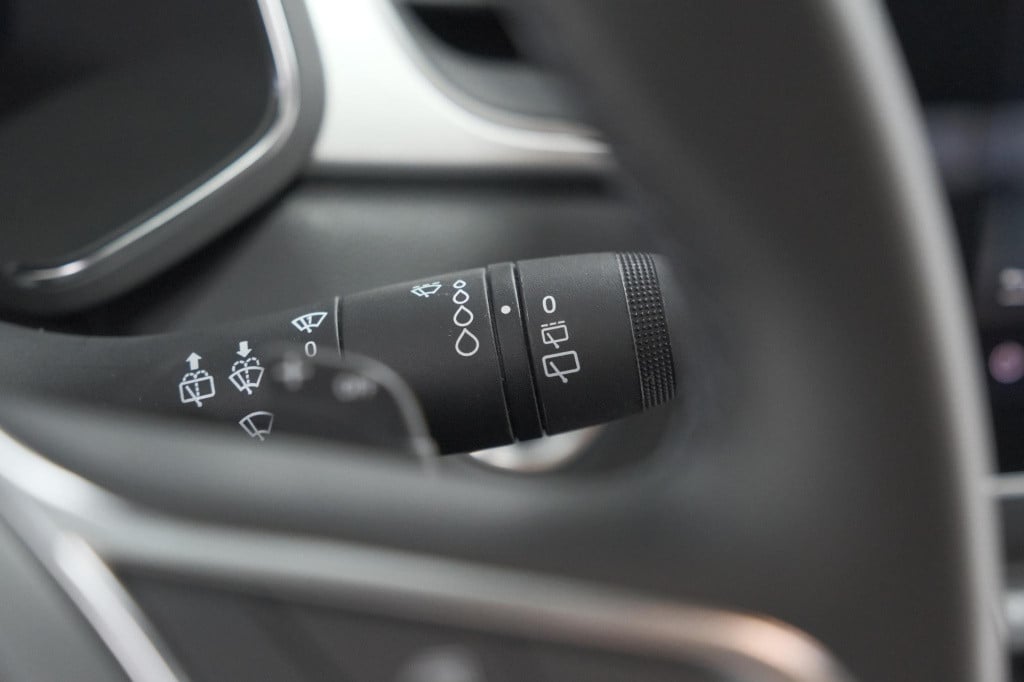 Renault Captur mild hybrid 140 edc techno | camera | 9.3 inch scherm | appl
