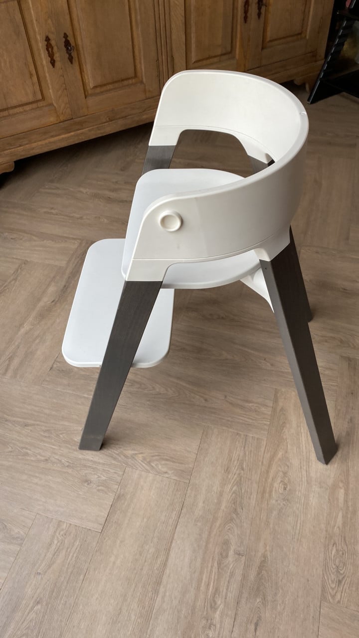Stokke steps meegroeistoel