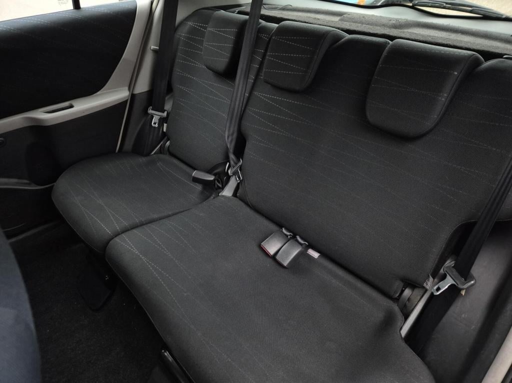 Toyota Yaris 1.3 vvti cool / 5-deurs / airco