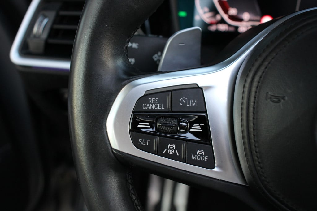 BMW 3-serie 330e high executive m-sport | schuifdak | laser | h&k | el. sto