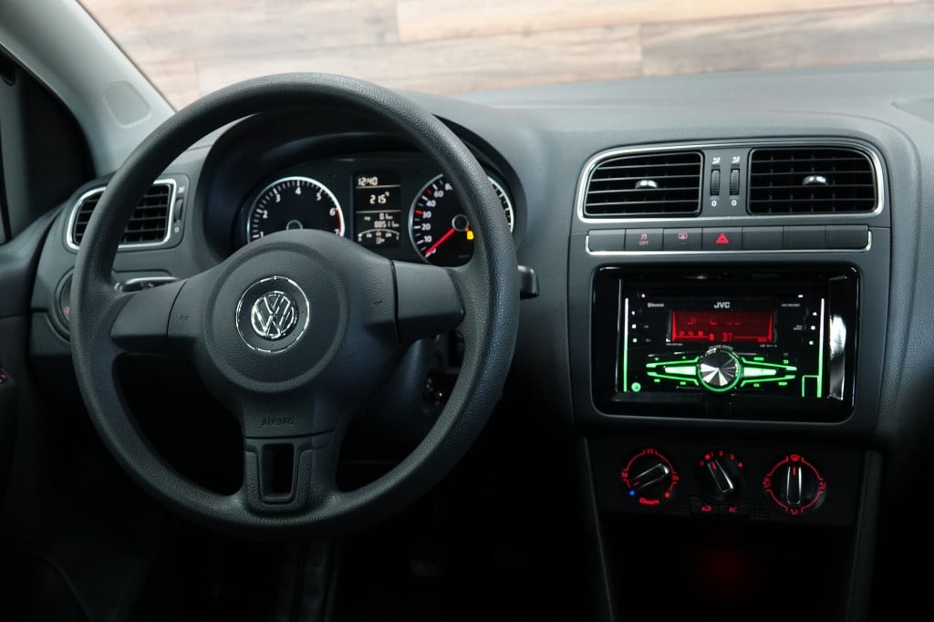 Volkswagen Polo 1.4 tsi | airco | 17' | bluetooth |