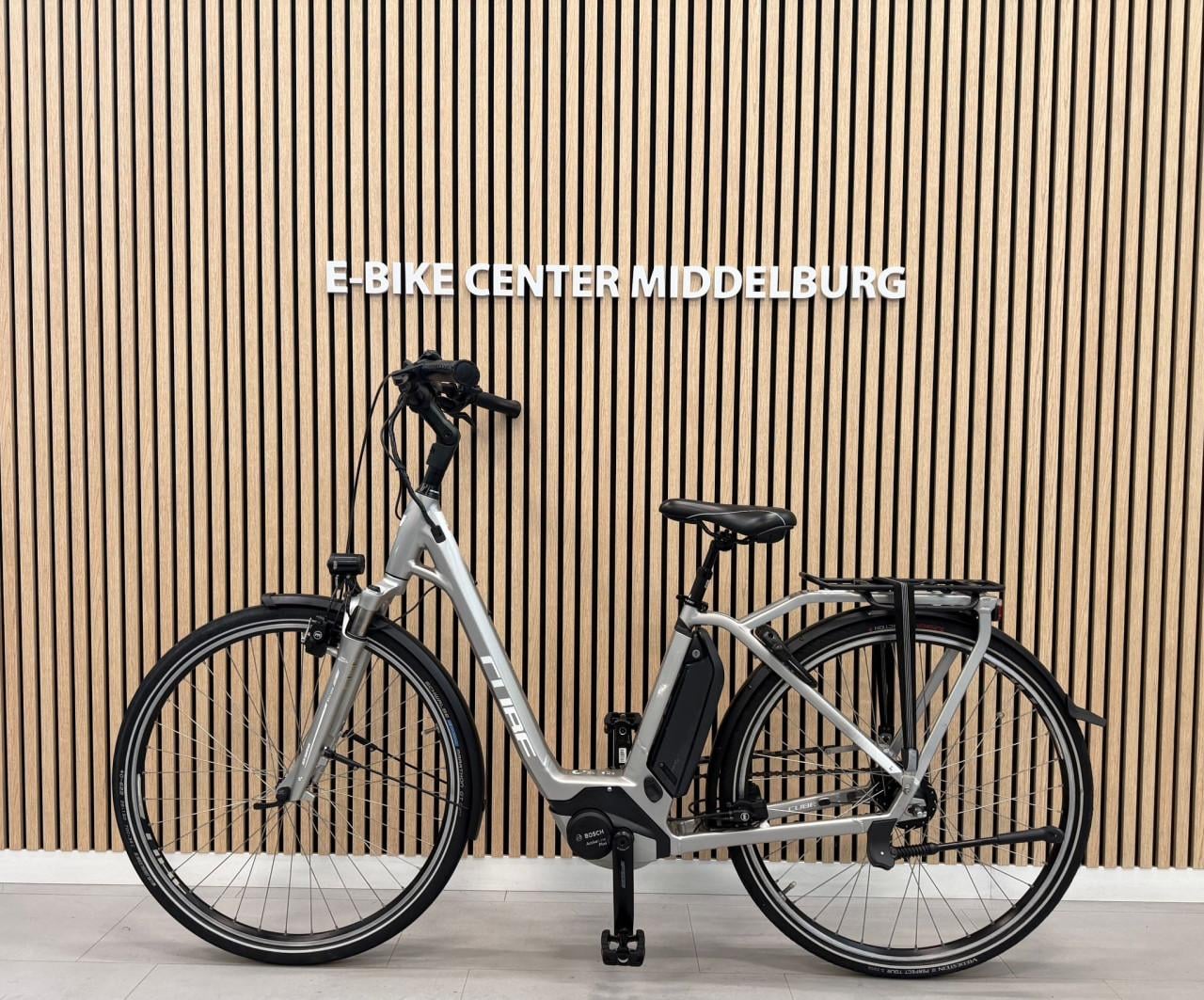 Cube Town EXC Bosch Active Line Plus 500Wh 46CM