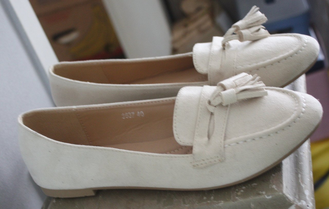 Suwerde schoenen met klosje maat 40