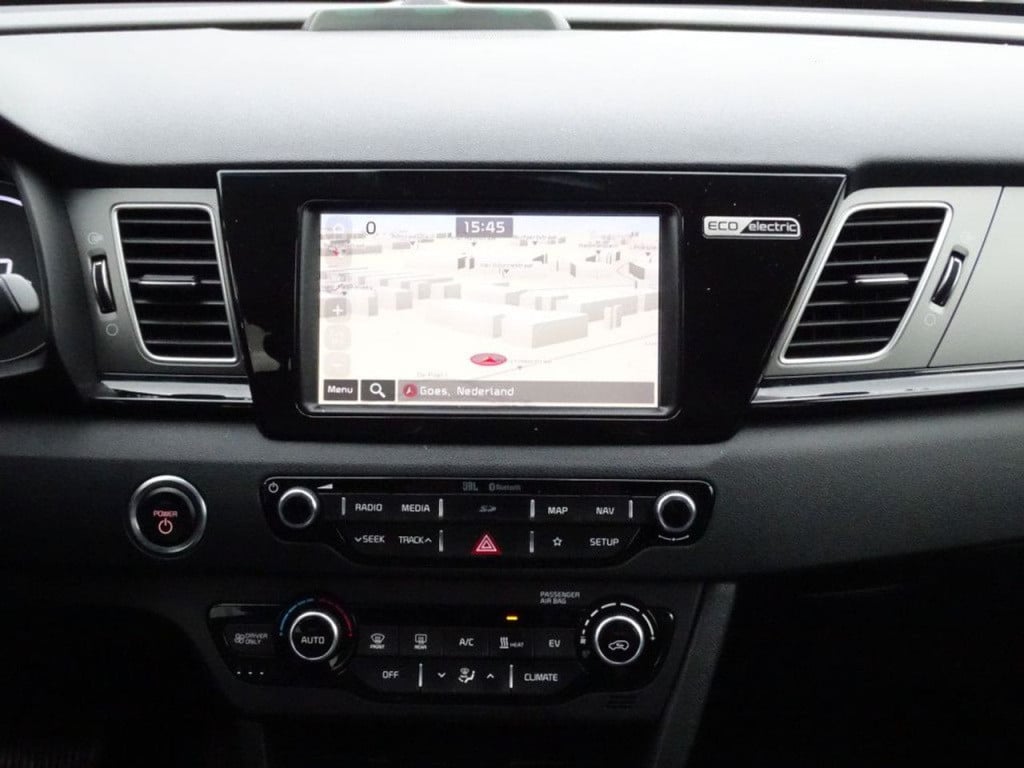 Kia E-niro executiveline 64 kwh incl btw | led | stoelkoeling-en verwarming