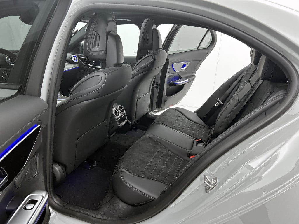 Mercedes-Benz C-Klasse 300 e business solution amg | nightpakket | trekhaak