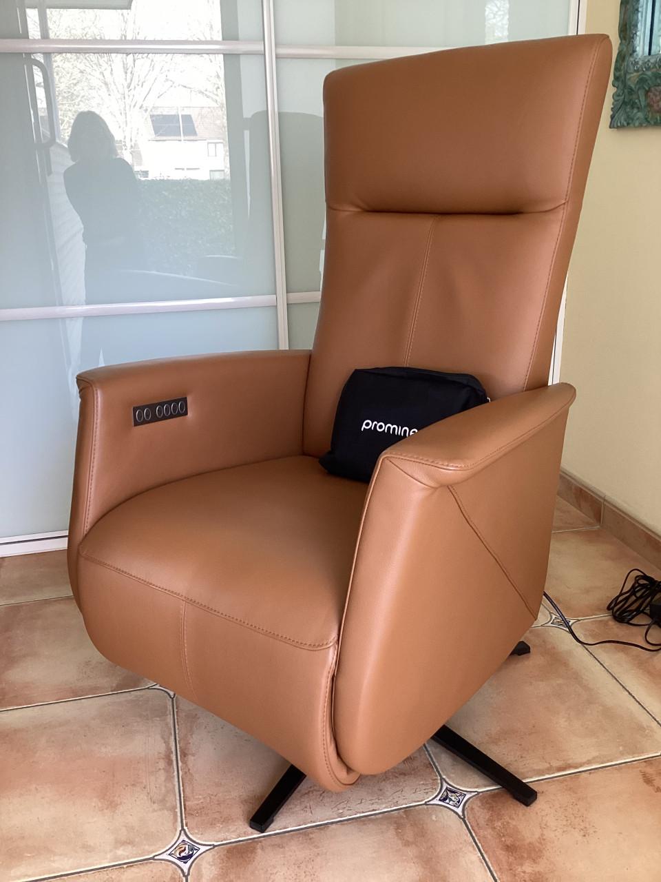 Prominent elektrische sta-op stoel  ACCU Toscana(showroomstaat)nieuw!