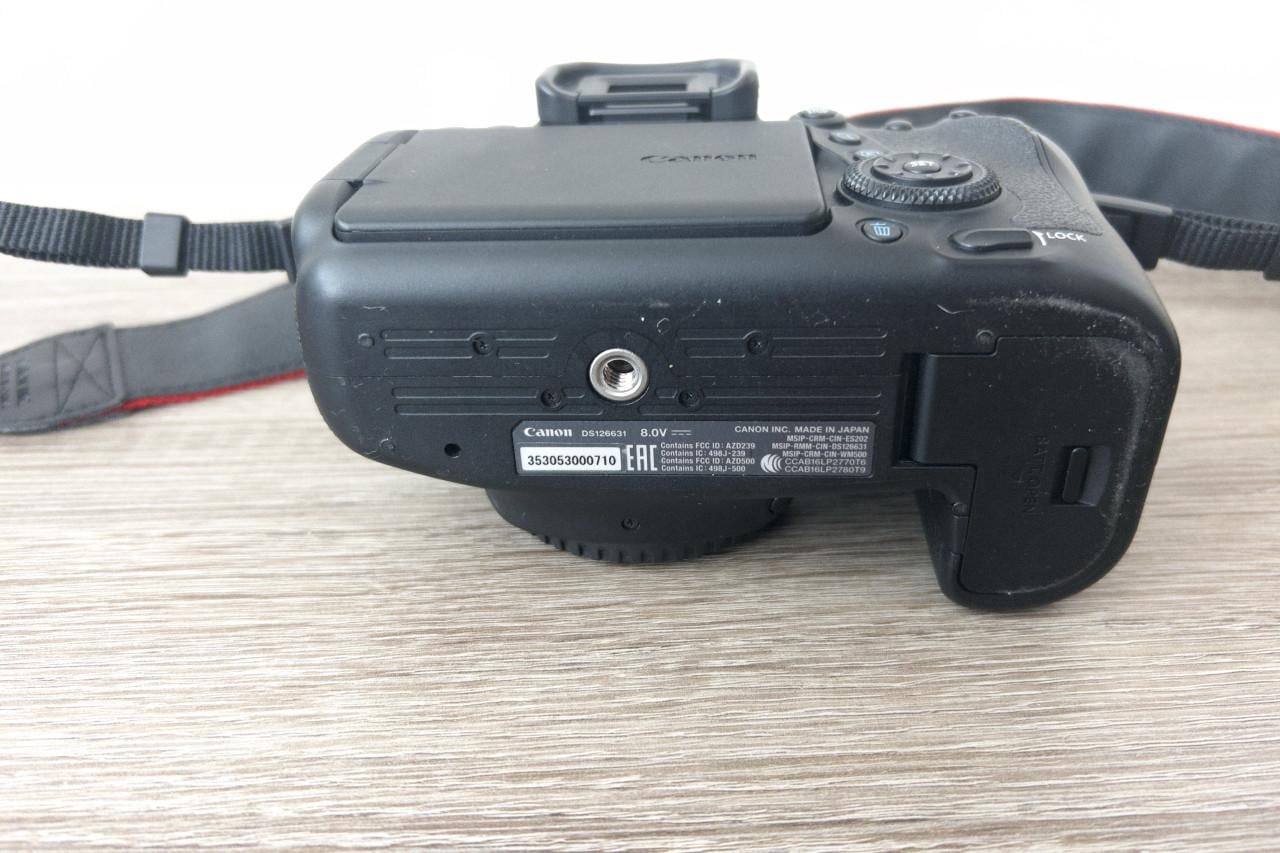 Canon EOS 6D Mark II (Body)