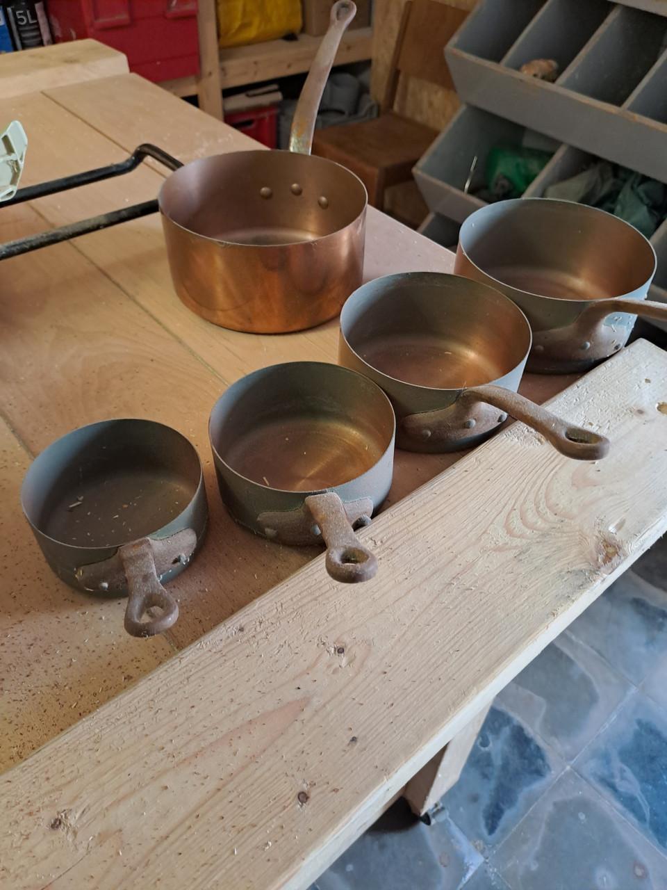 2 koperen steelpannensets