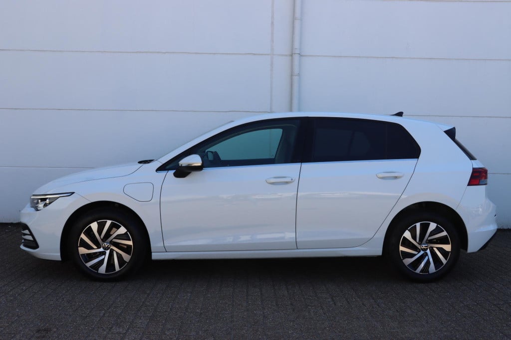 Volkswagen Golf 1.4 ehybrid style 204pk dsg6