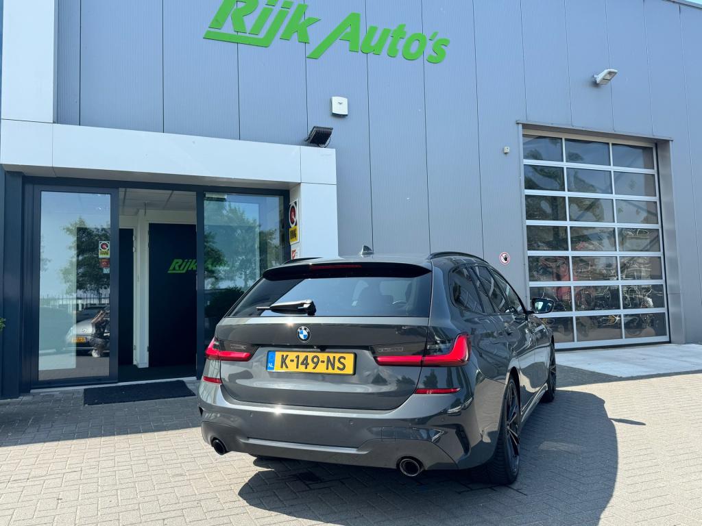 BMW 3-serie touring 330i introduction high executive * panoramadak * 360 ca