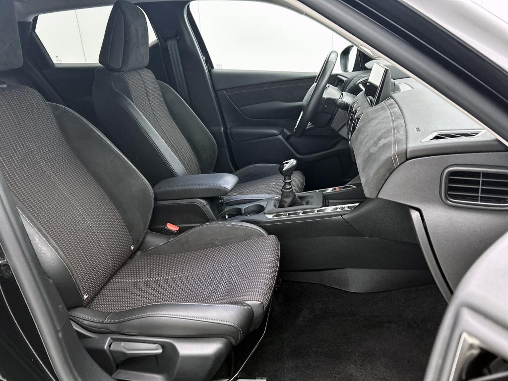 Ds Ds 3 100pk performance line | rijklaar | alcantara | keyless entry | par