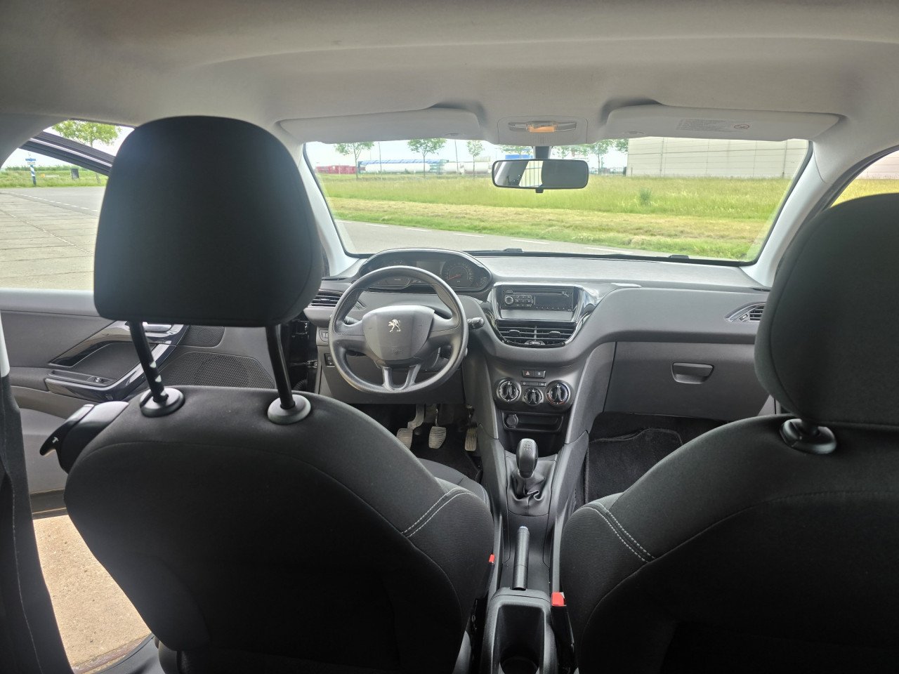 Peugeot 208 1.2 VTi Access [Apk/onderhoud/garantie]