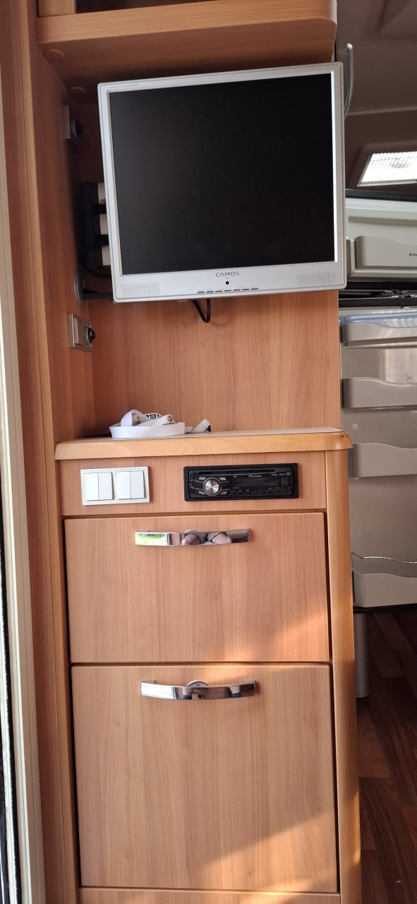 Eriba Nova HN545 bj 2011 airco mover EP levelsysteem, vloerverwarming