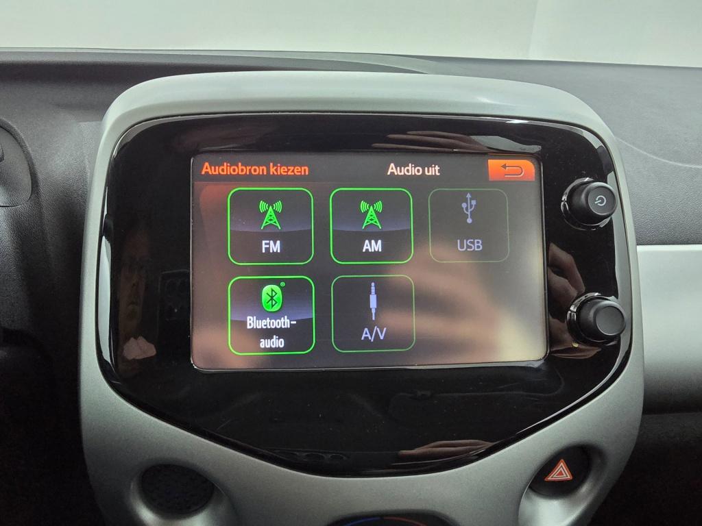Toyota Aygo occasion 1.0 vvt-i x-play | zwart | tweedehands toyota aygo | a
