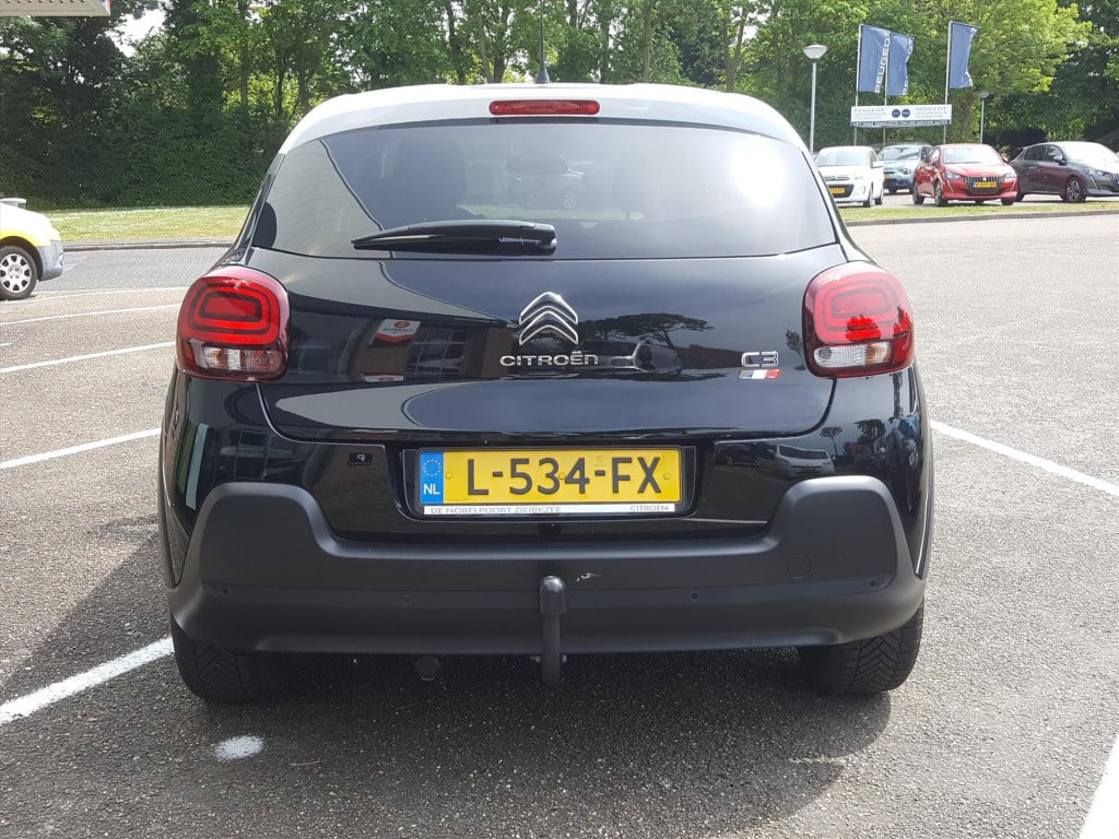 Citroen C3 1.2 puretech 83pk s&s c-series trekhaak | navigatie | cruise & c