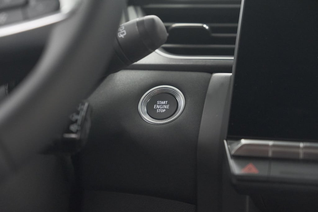 Renault Captur mild hybrid 160 edc techno | camera | navigatie | apple carp