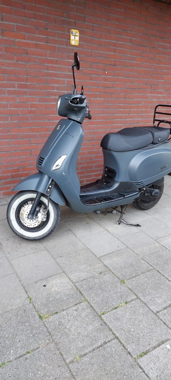 Scooter btc riva felice