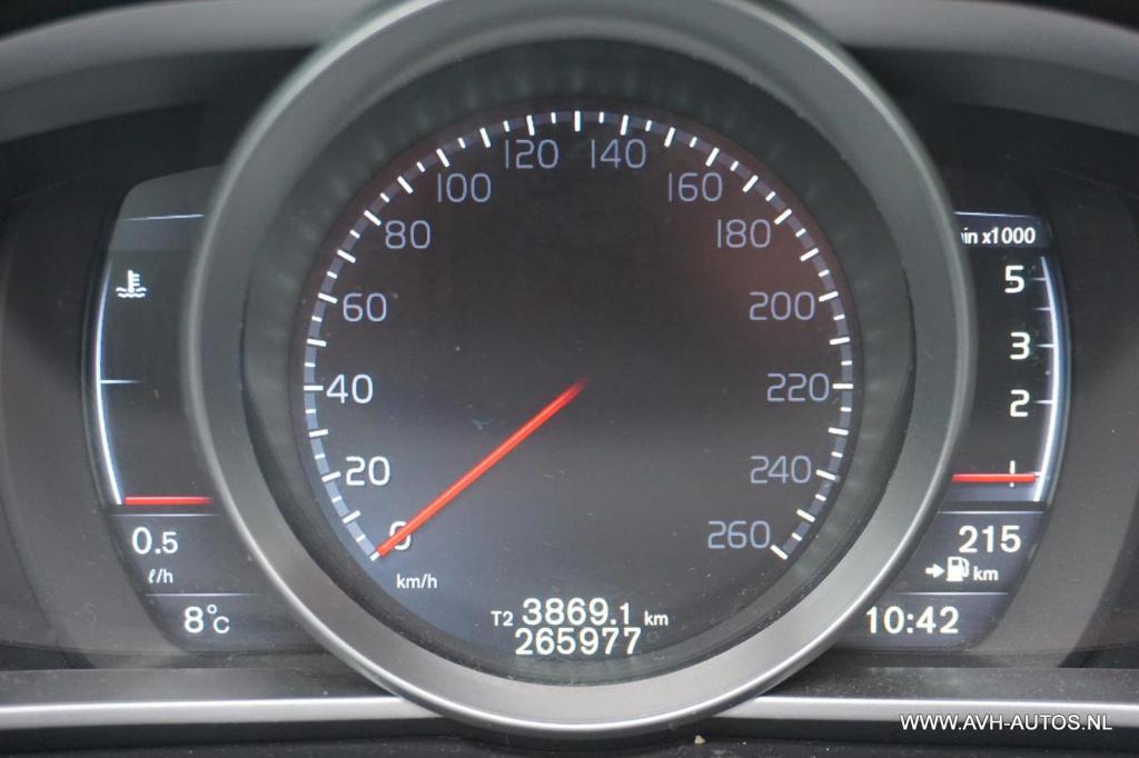 Volvo V40 2.0 d2 summum business