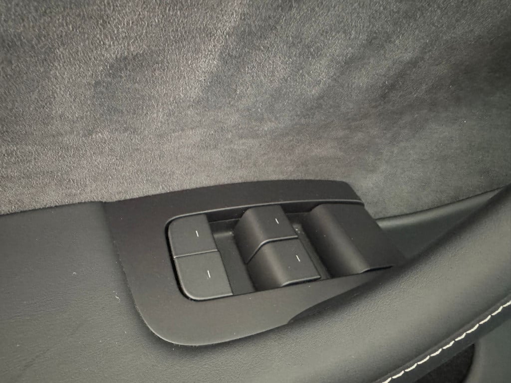 Tesla Model Y rwd 58 kwh