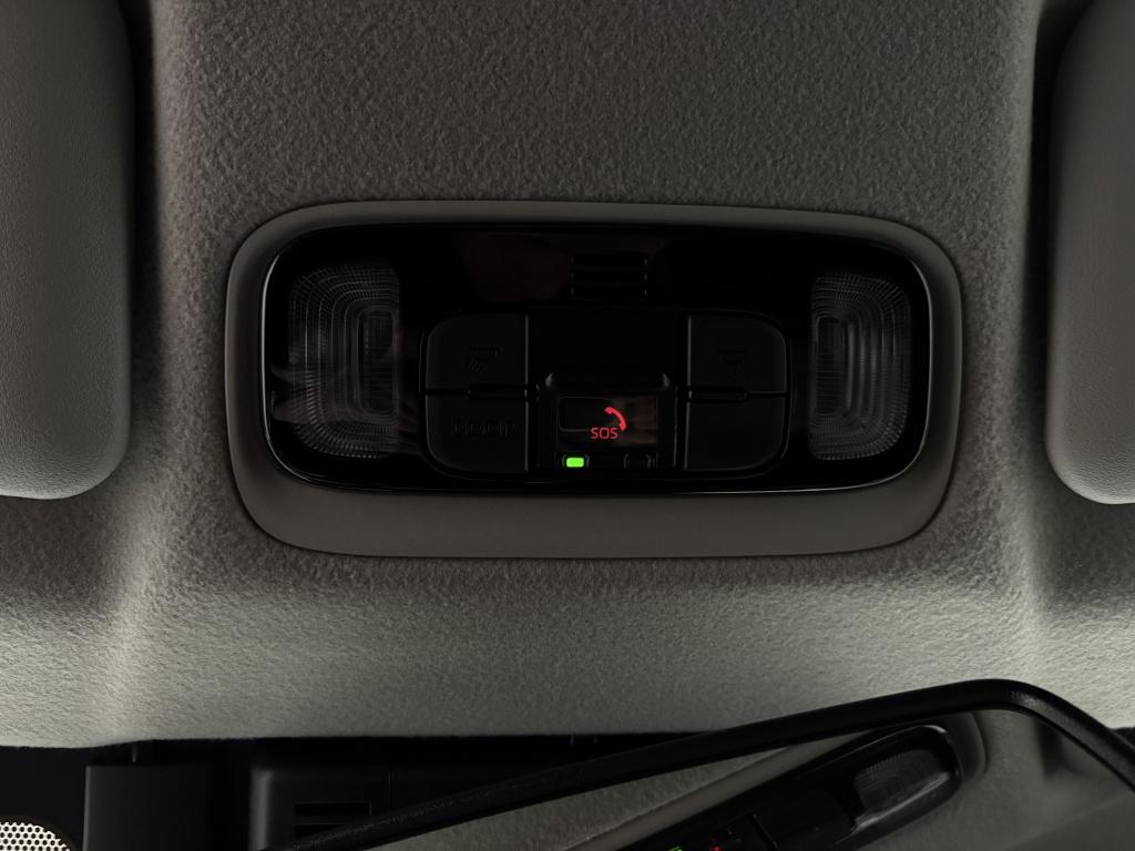 Toyota Yaris 1.5 hyb. 115 first edition | pdc |