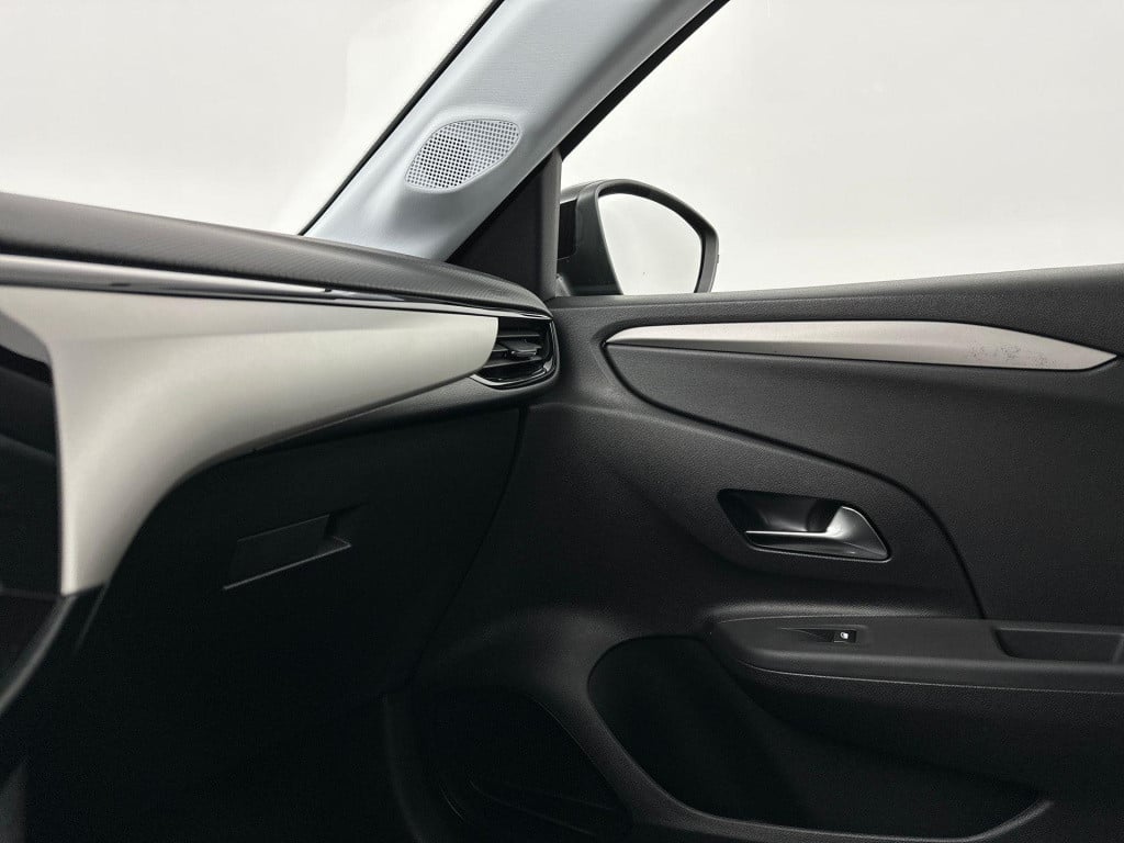 Opel Corsa 1.2 edition || € 4.000 van mossel voorraadvoordeel ||