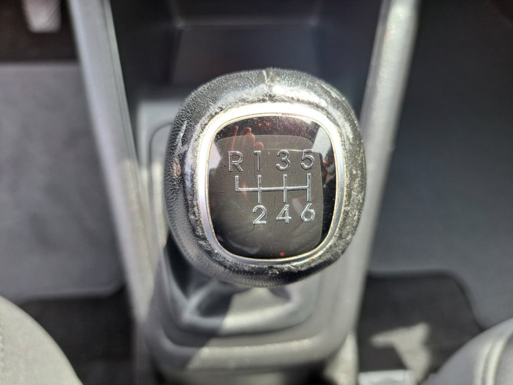 Hyundai Ix20 1.6i i-vision | trekhaak | navigatie | camera | cruise control