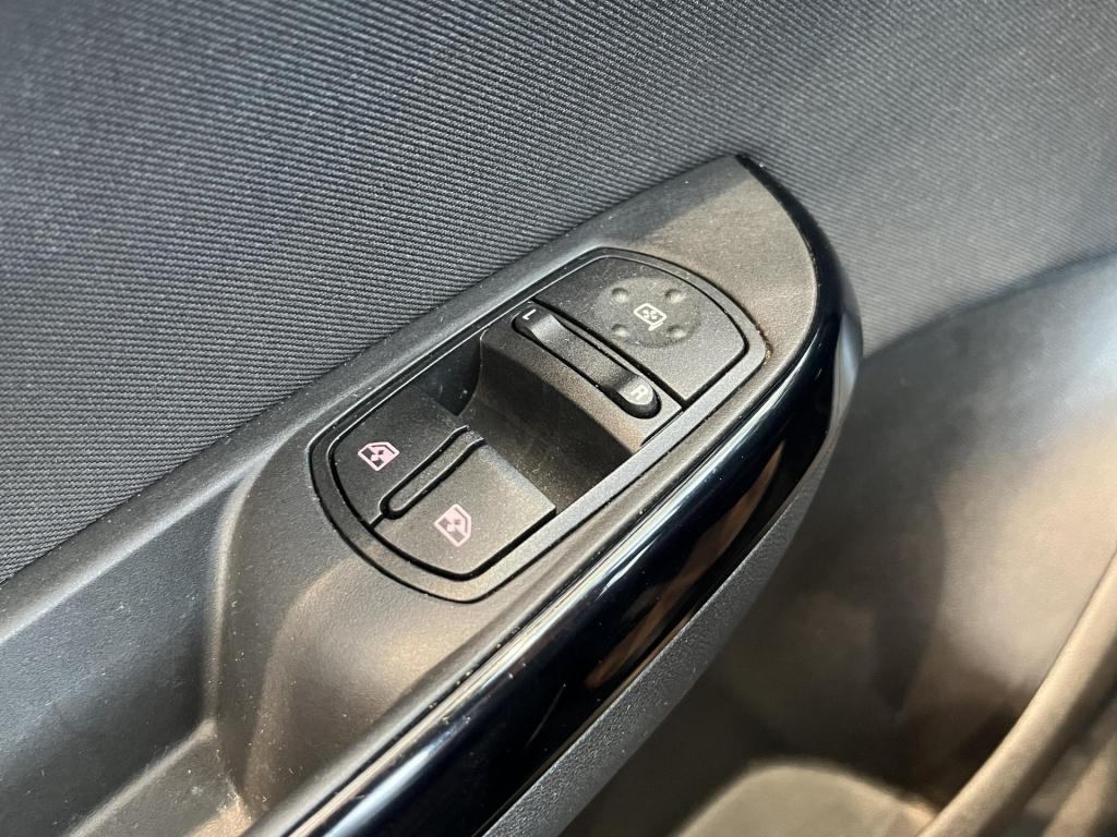 Opel Corsa 1.4 cosmo | cruise control | achteruitrijcamera | airco | stoel 